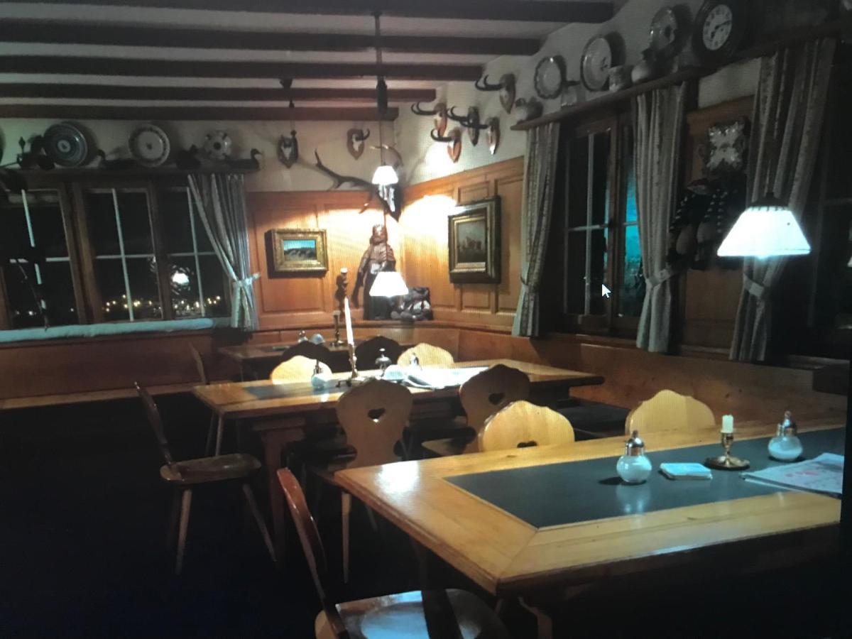玉斯特利亚克鲁莎莉娃住宿加早餐旅馆 Tavanasa 外观 照片