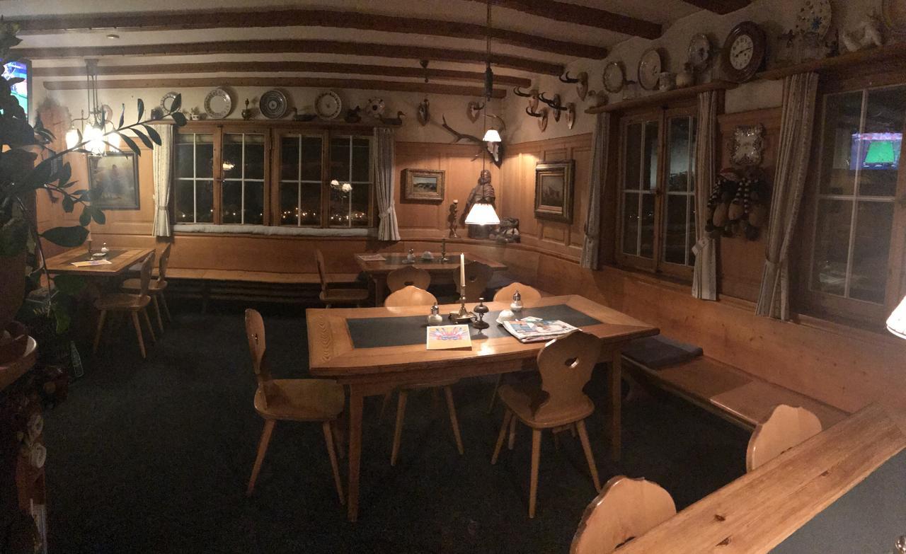玉斯特利亚克鲁莎莉娃住宿加早餐旅馆 Tavanasa 外观 照片